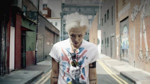 G-Dragon shooting Crooked MV in Shoreditch (2013)